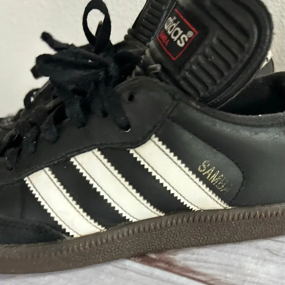 Adidas Samba Classic Black White Gum Leather Sneakers Men’s 7.5 Women’s 9